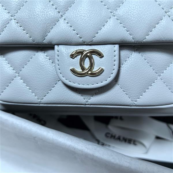 2026127213712324 700